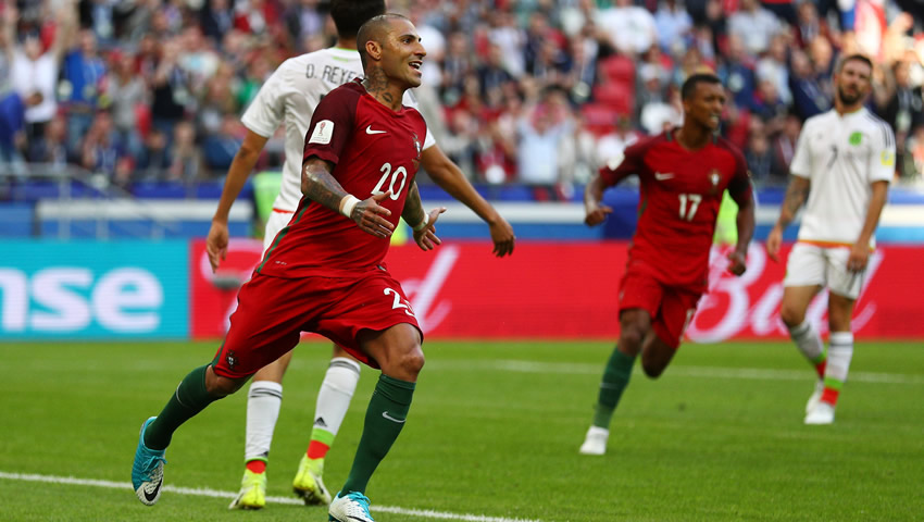 Al minuto 34, Quaresma puso a Portugal adelante en el marcador. 