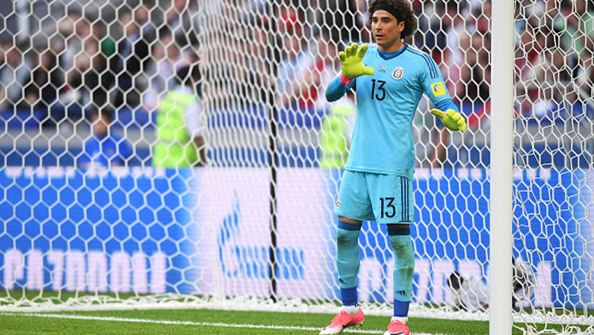 Ochoa, aunque tuvo buenas atajadas, no evitó el segundo de Portugal.
