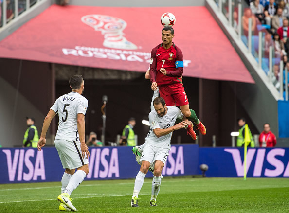 Sin mucho futbol, Portugal dominó al rival débil del grupo. 