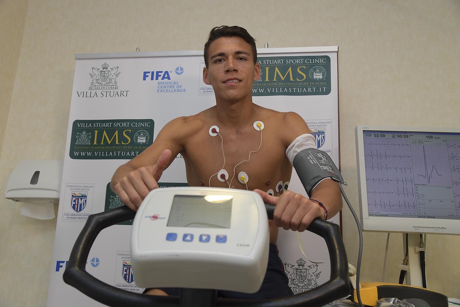 Así fue el primer día de Héctor Moreno con la Roma