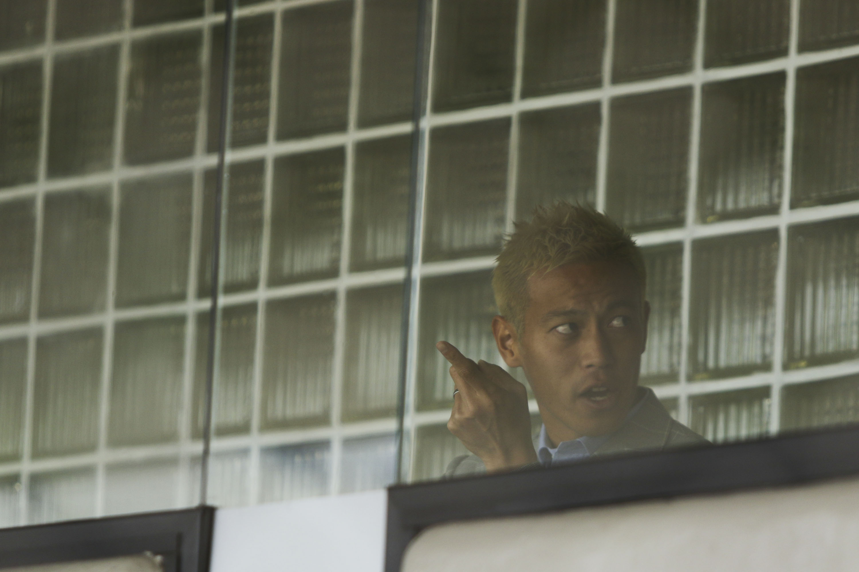 Con garra chilena, Pumas debuta con triunfo en CU