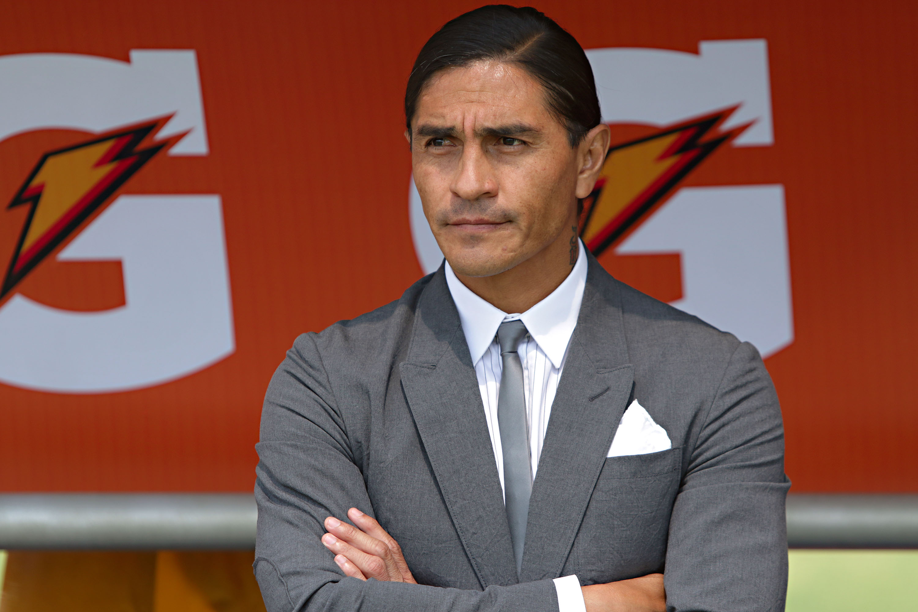 Con garra chilena, Pumas debuta con triunfo en CU