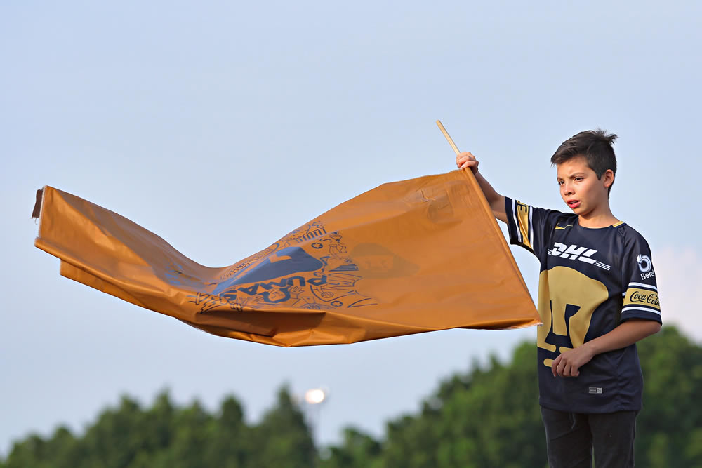 La pasión no tiene edad y menos si es ante el gran enemigo.