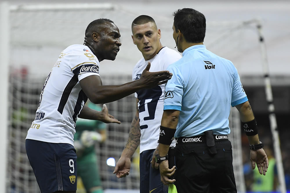 Los dos penales fueron motivo de reclamaciones.