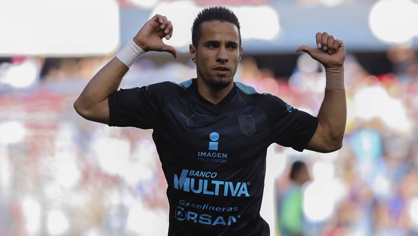 Jimmy Lozano respira y Monarcas sigue sin ganar