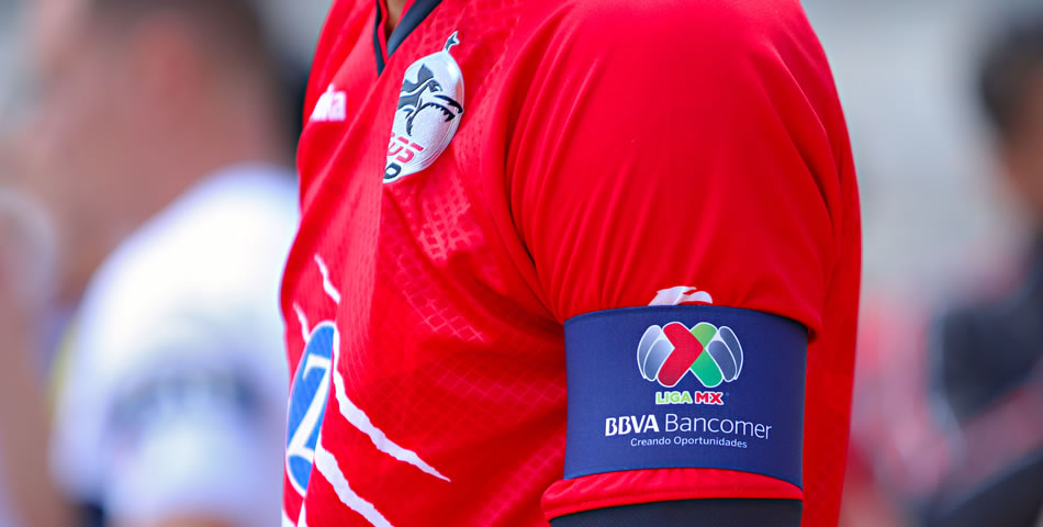 Pumas vuelve a ganar y acaba con invicto de Lobos