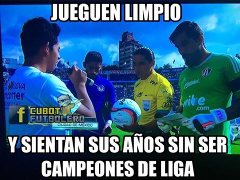 Chivas y Pumas fueron 'bulleados' en los memes de la J5