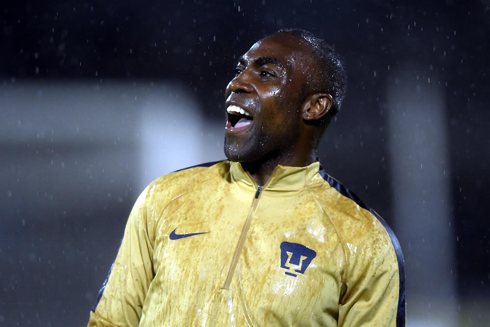 Guerrón poco aportó al entrar de cambio.