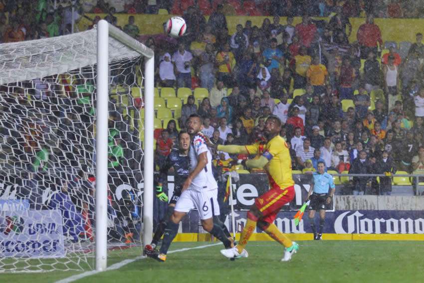 Las mejores imágenes del Morelia 2-0 América de la J7 del AP17 de la Liga MX.