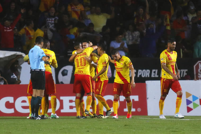 Las mejores imágenes del Morelia 2-0 América de la J7 del AP17 de la Liga MX.