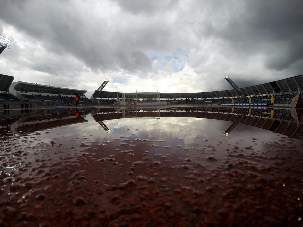 La Monarquía no tuvo piedad de Lobos BUAP y los cazó en su casa.
