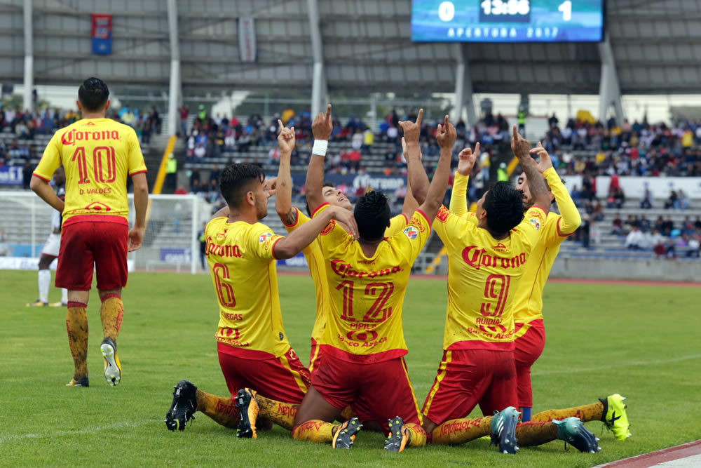 La Monarquía no tuvo piedad de Lobos BUAP y los cazó en su casa.
