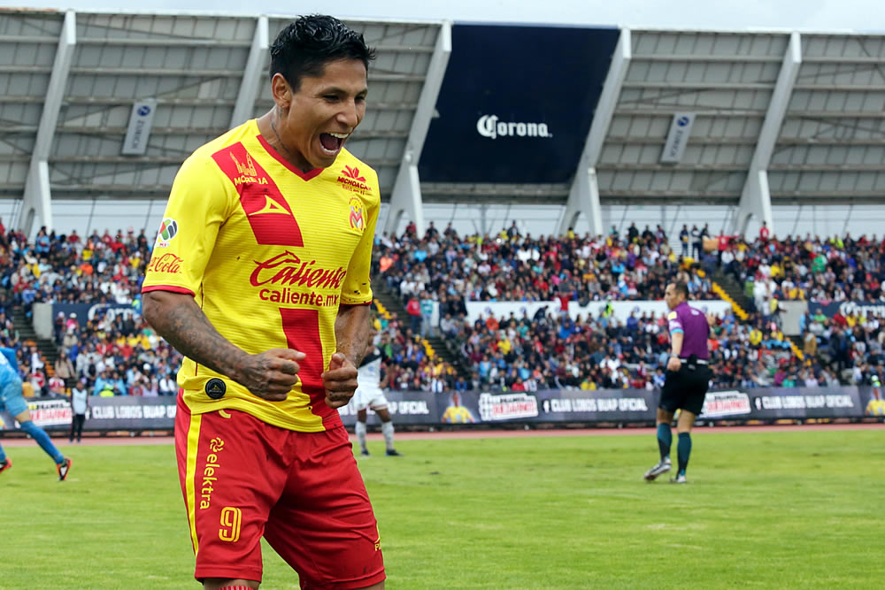 La Monarquía no tuvo piedad de Lobos BUAP y los cazó en su casa.