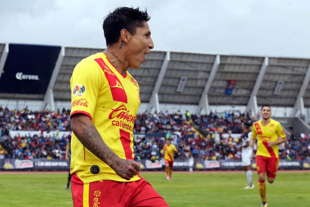 La Monarquía no tuvo piedad de Lobos BUAP y los cazó en su casa.