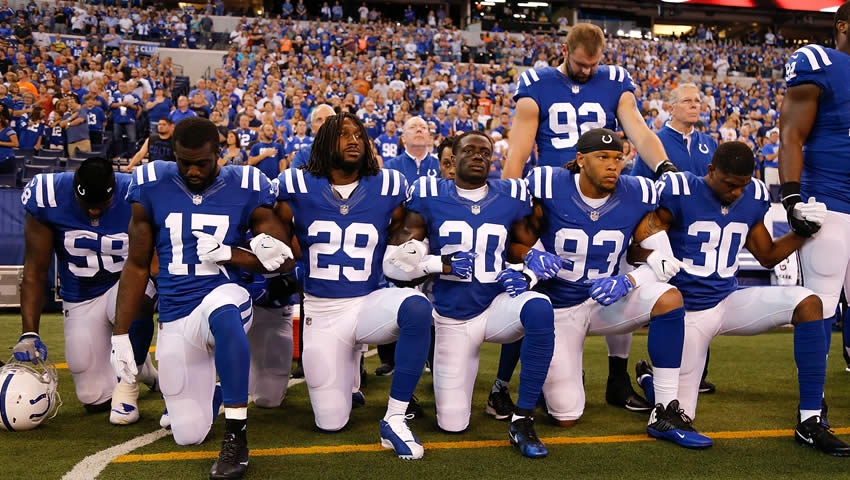 NFL 'desafía' a Trump; las protestas durante el himno de EE.UU.