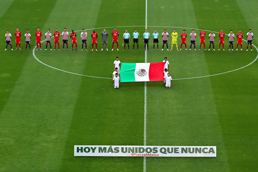 Mejores imágenes del Chivas 1-2 Lobos BUAP,  Jornada 11, Apertura 2017, Liga MX.