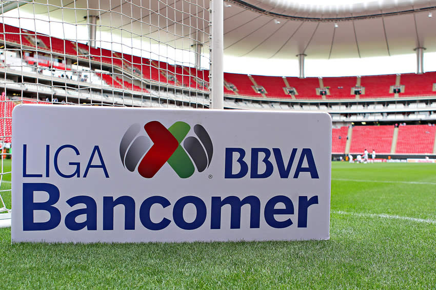 Mejores imágenes del Chivas 1-2 Lobos BUAP,  Jornada 11, Apertura 2017, Liga MX.