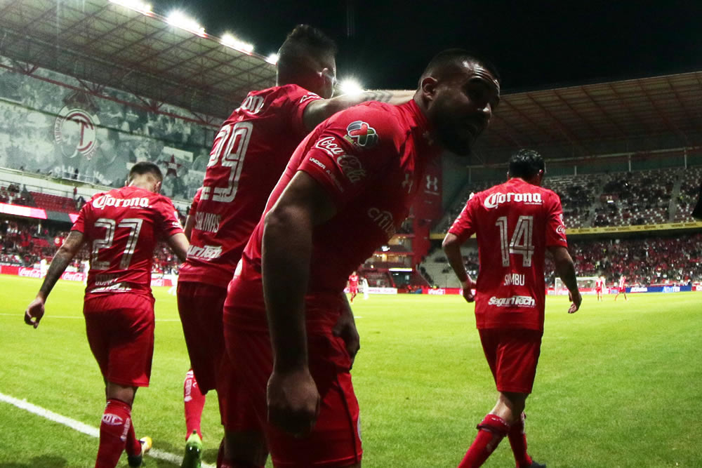 Los Diablos de Toluca no tuvieron piedad de unos Lobos que se desmoronan.