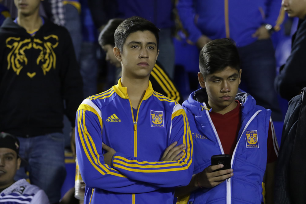 Tigres triunfó ante Veracruz, pero aburrió a su afición