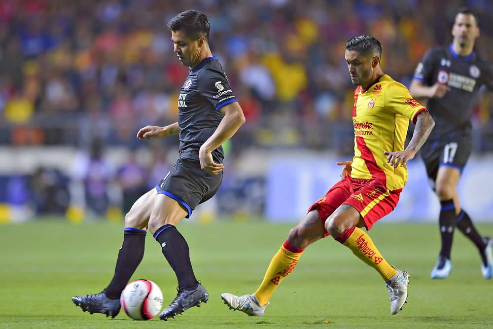 Cruz Azul venció a Morelia y dio un paso a la Liguilla