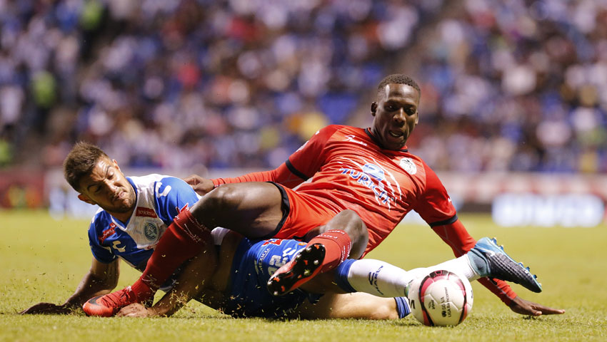 Así fue el primer derbi poblano en Liga MX