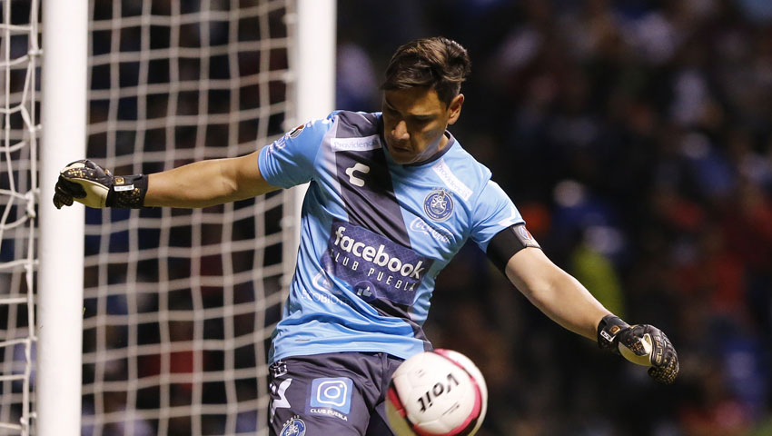 Así fue el primer derbi poblano en Liga MX