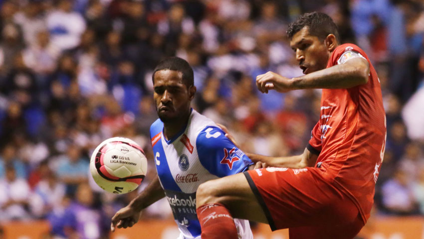 Así fue el primer derbi poblano en Liga MX