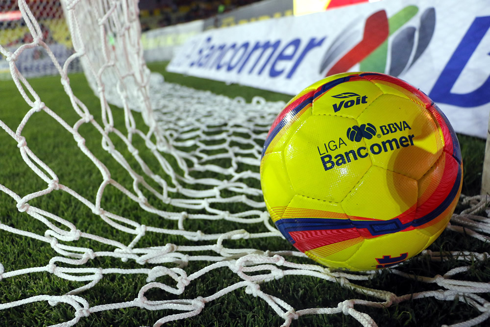 Con gol de Raúl Ruidíaz, Monarcas Morelia venció a la Franja de Puebla.