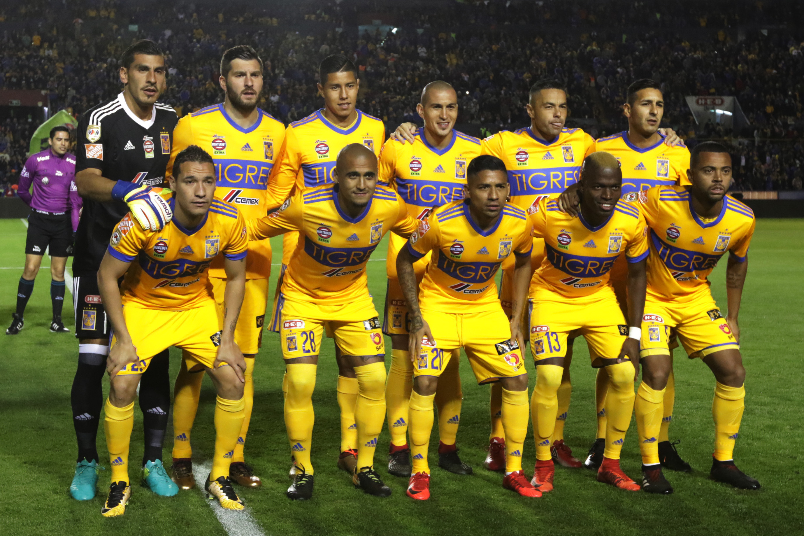  Tigres se presentó como campeón en casa