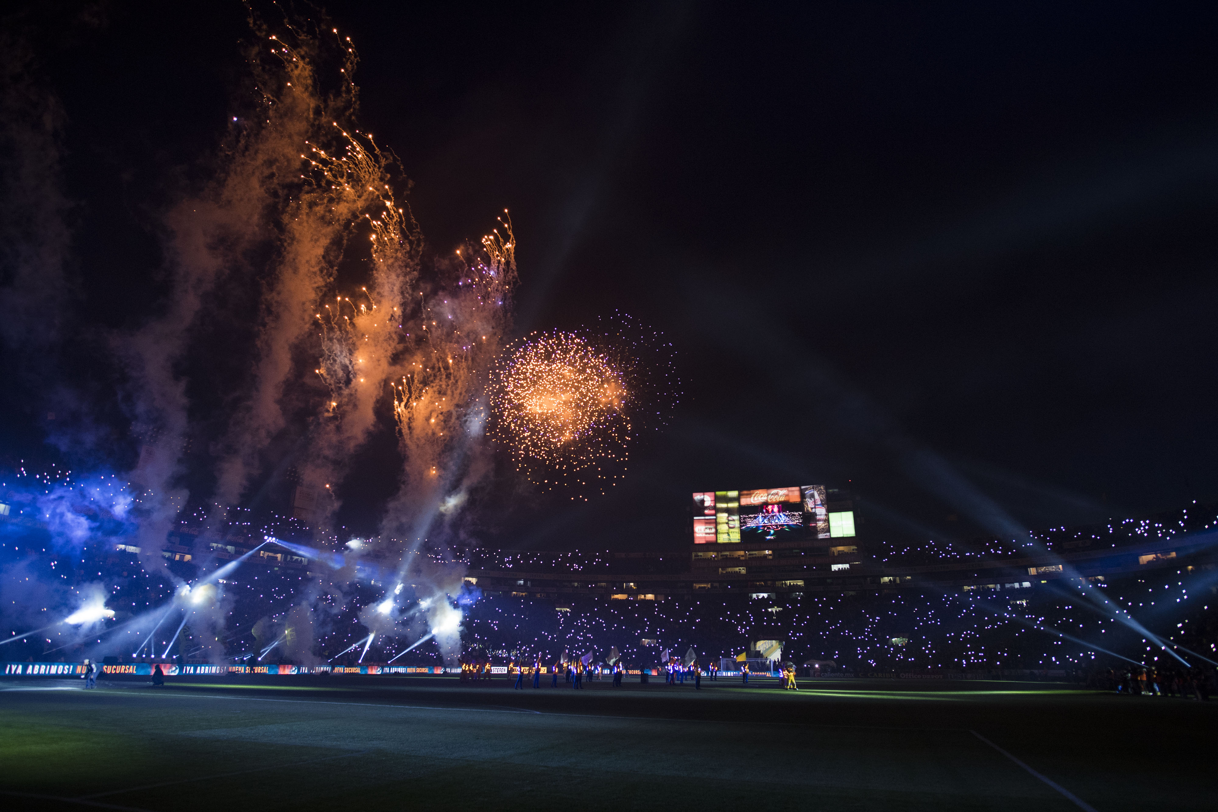 Tigres se presentó como campeón en casa