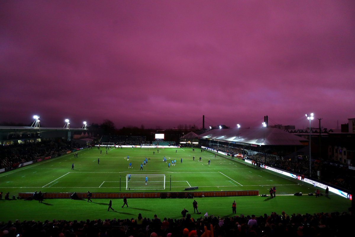 Galería: Cielo morado en la FA Cup entre Newport County y Tottenham