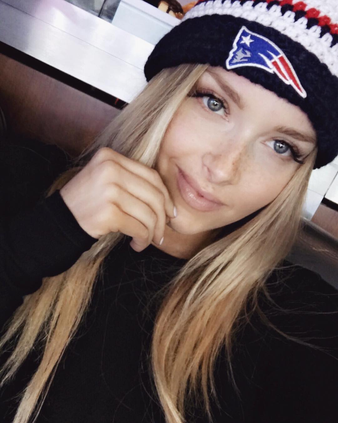Para el Fin del Super Bowl: Camille Kostek