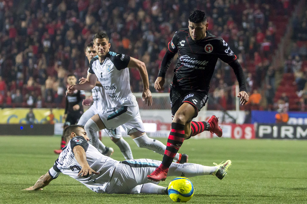 Galería: Edson Puch marcó doblete y castigó al Xolo