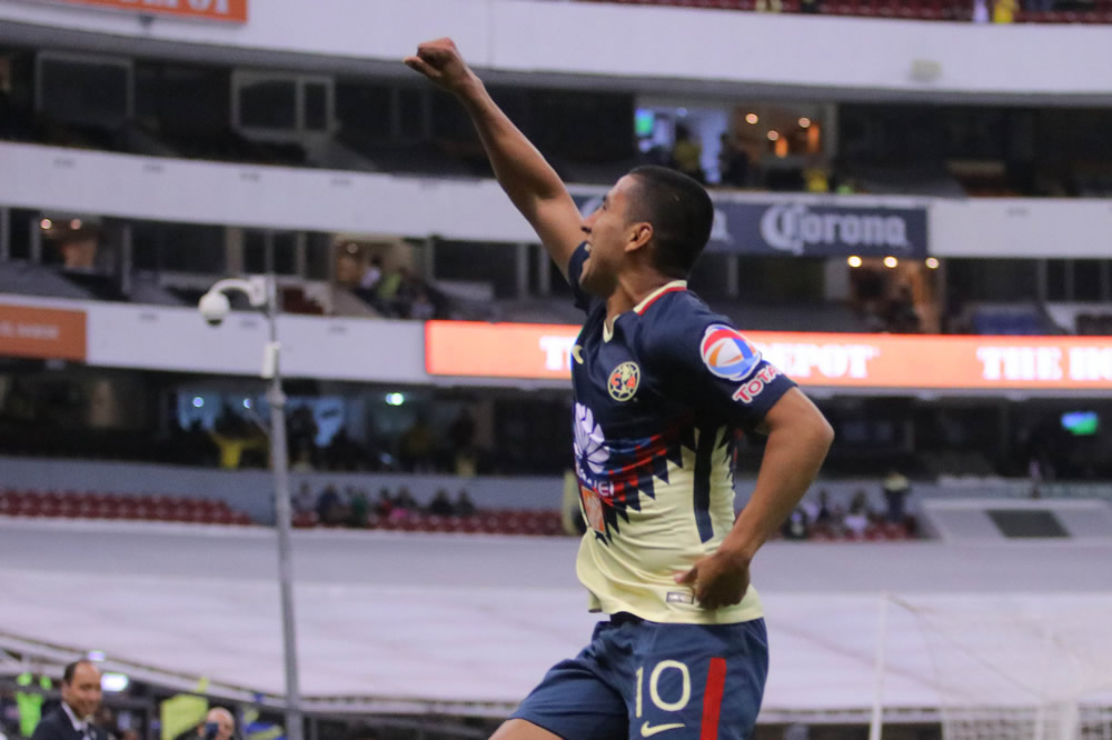 América es líder provisional tras golear a Monarcas