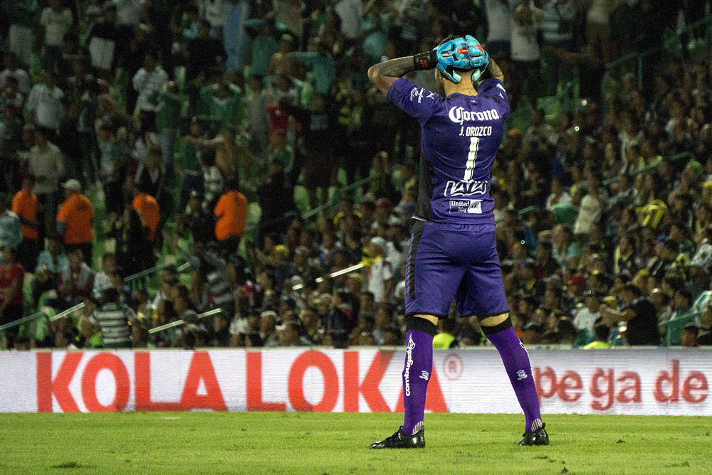 América es líder provisional tras golear a Monarcas