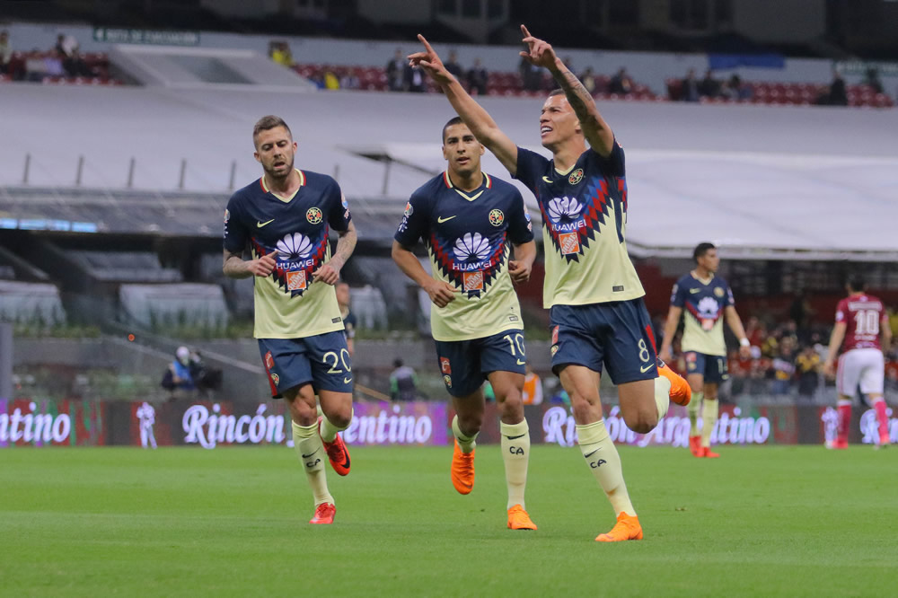 América es líder provisional tras golear a Monarcas