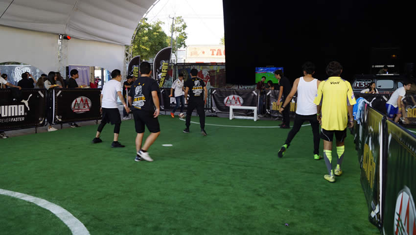 Así se vive la fiesta de Rock’N Fut en imágenes