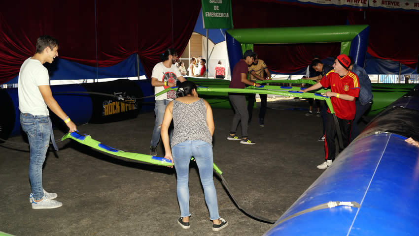 Así se vive la fiesta de Rock’N Fut en imágenes