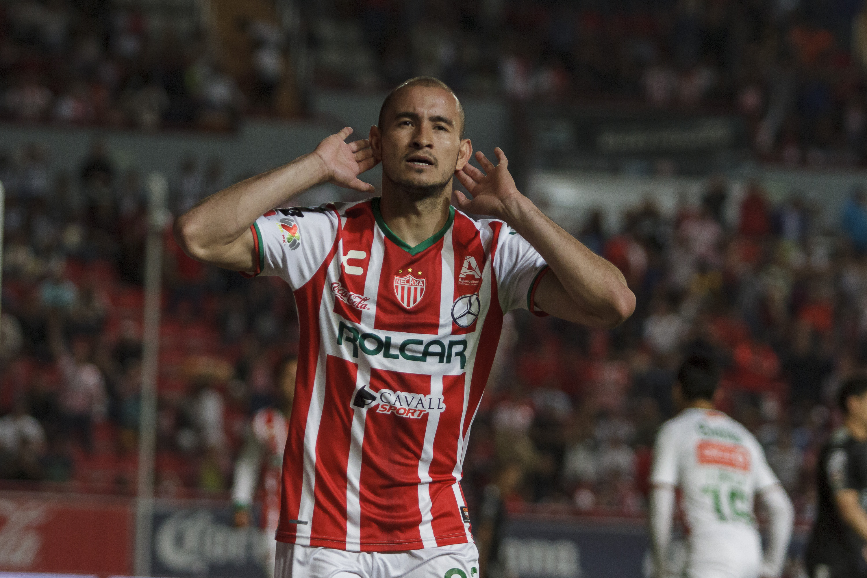 Necaxa electrocutó a Monterrey en el Victoria