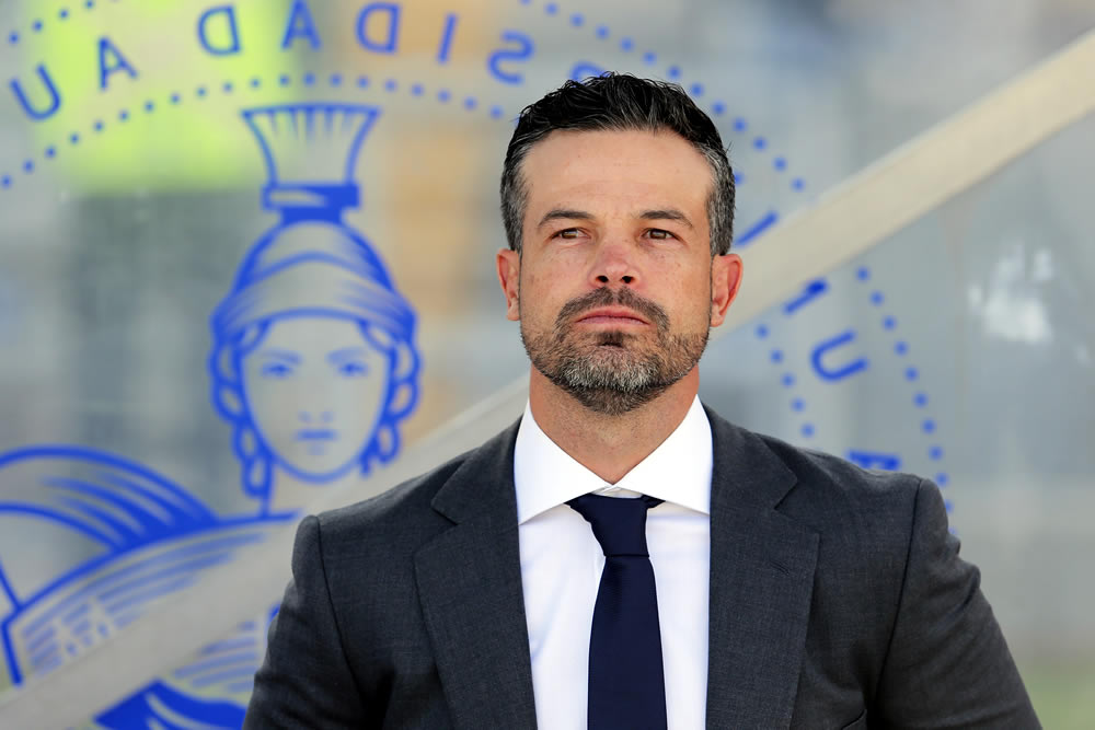 Cinco goles y Lobos BUAP masacró a los Tiburones de Veracruz.