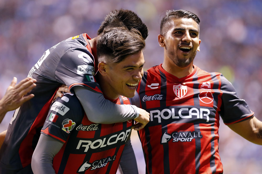 De último minuto y con golazo de Barragán los Rayos robaron la victoria.