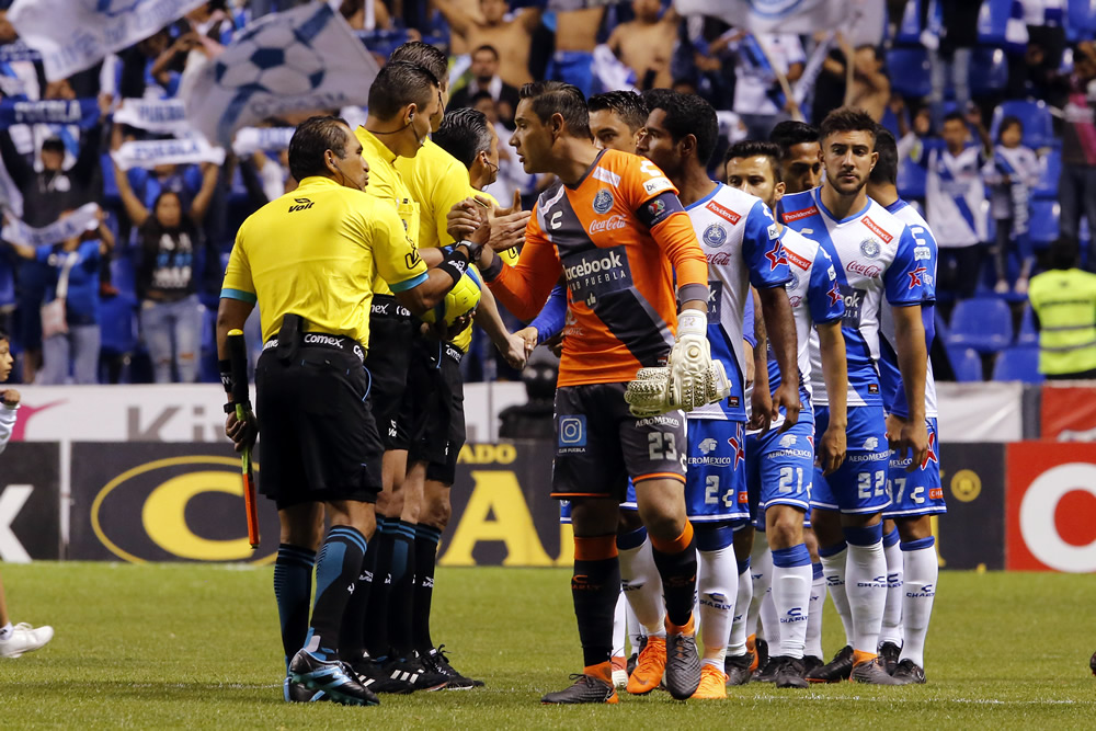 De último minuto y con golazo de Barragán los Rayos robaron la victoria.