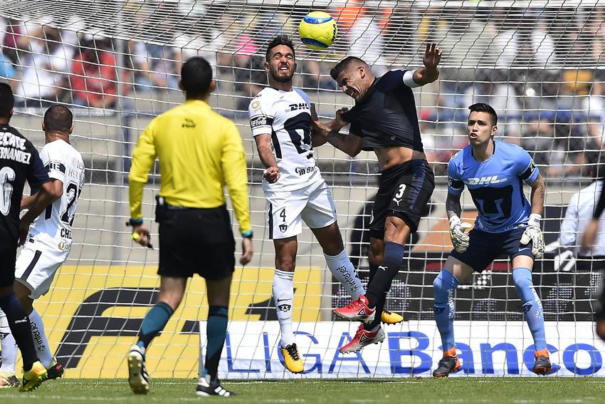 Lo mejor de Pumas vs. Chivas en imágenes