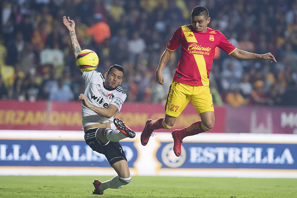 Atlas jugó bien pero no pudo con su 'hermano'