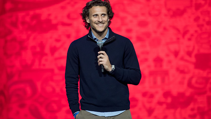 Forlán compartió su grata experiencia en Hong Kong.