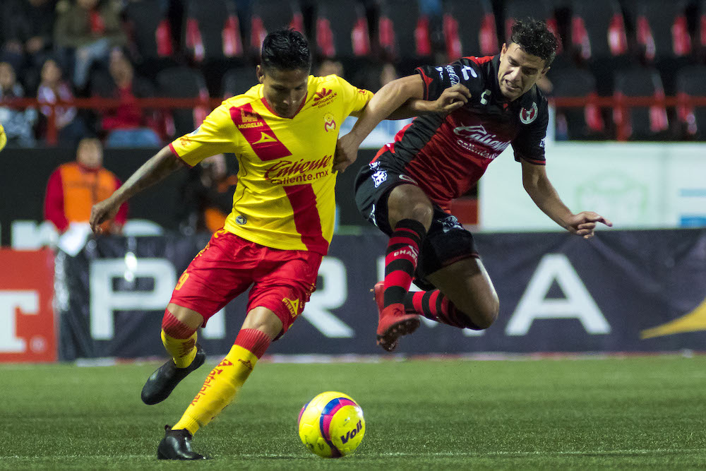 Los postes fueron aliados de Monarcas en Tijuana