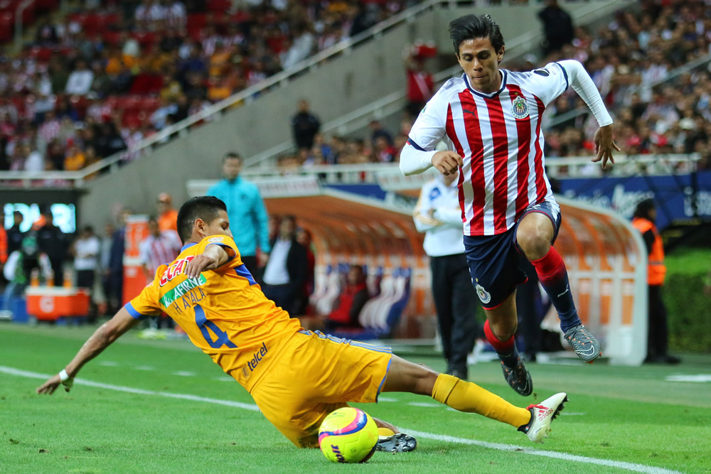 Lo mejor del empate entre Chivas y Tigres en imágenes