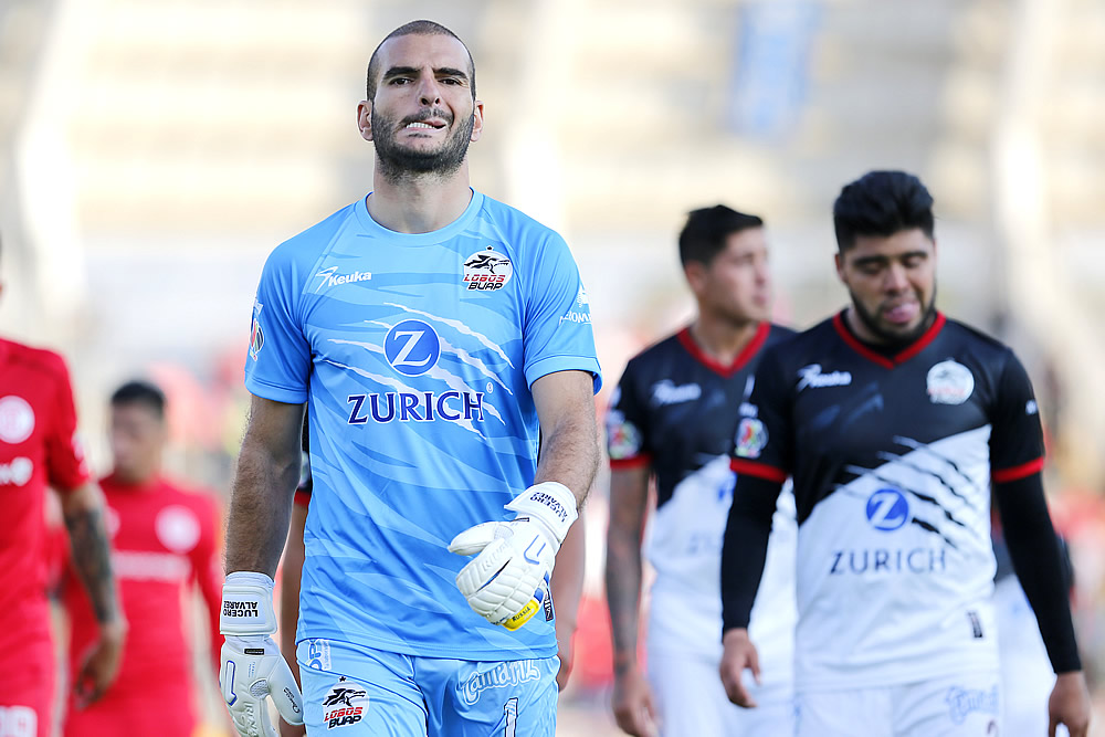 El Diablo se trepa a la cima a costa de Lobos que ya es sotanero