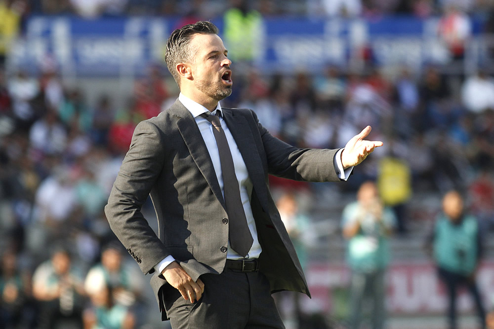 El Diablo se trepa a la cima a costa de Lobos que ya es sotanero