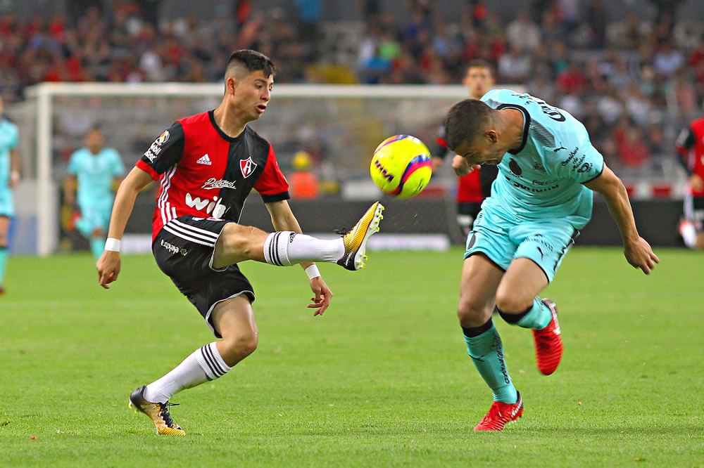 El triunfo de Atlas sobre el líder Santos en imágenes